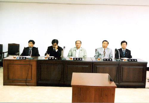 의원 정기간담회 (2002년 10월 2일) - 1