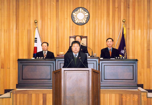 박성서 의원 본회의장 발언광경 - 1