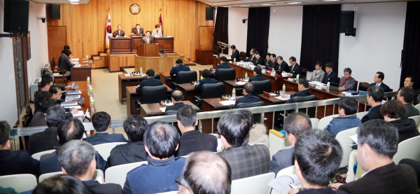 제221회 제2차 정례회 군정질문 실시