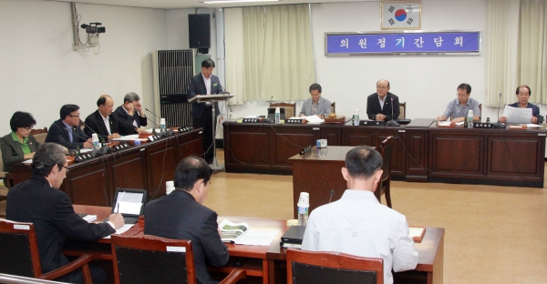 의원 정기간담회 개최(2013. 9. 16(월))