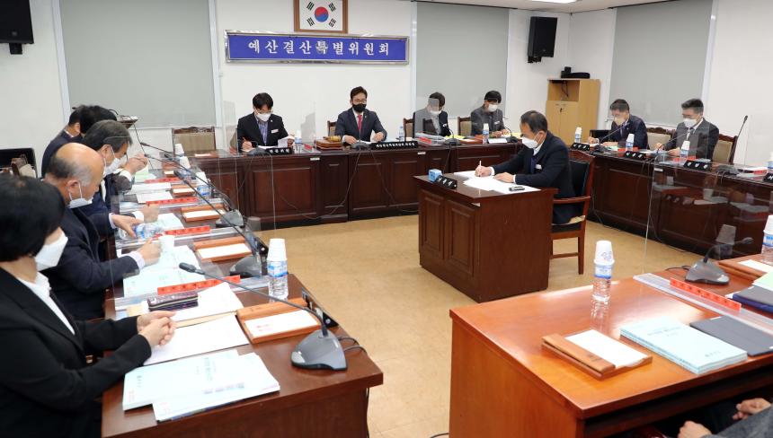 제260회 함양군의회 임시회 제1차 예산결산특별위원회 - 3