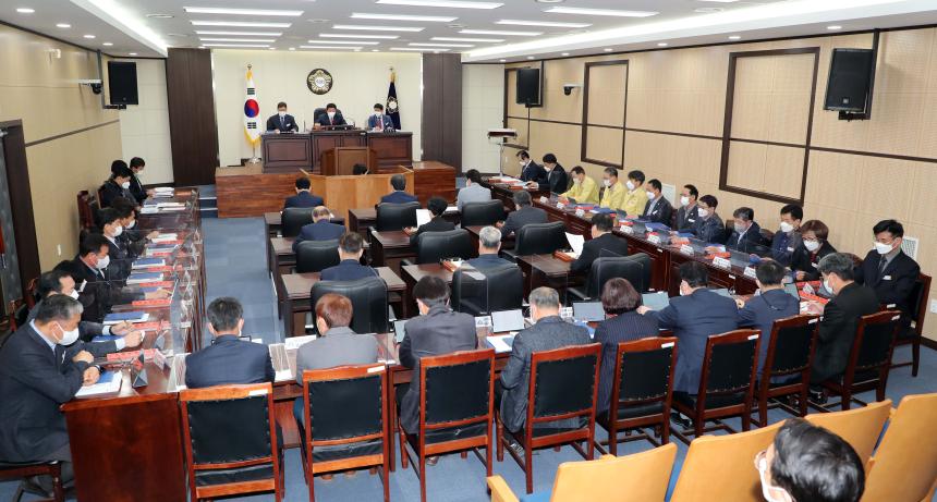 제260회 함양군의회 임시회 제2차 본회의 - 1
