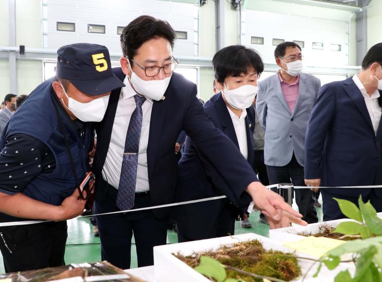 산양삼 간이경매장 개장식 - 5