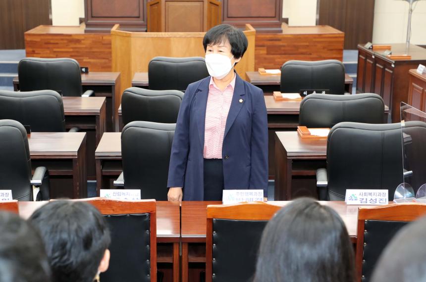 함양군 신규공무원 함양군의회 방문 - 1
