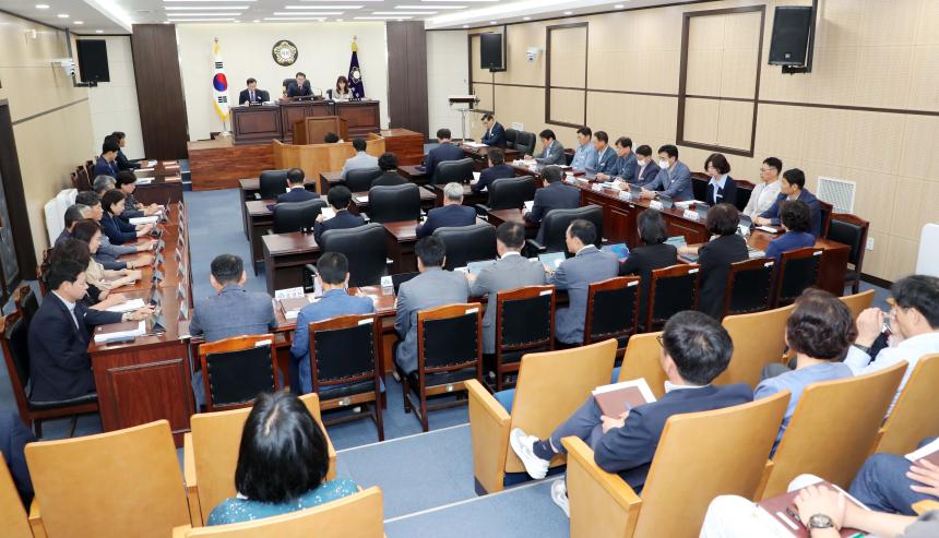 제276회 함양군의회 제1차 정례회 제2차 본회의 - 1