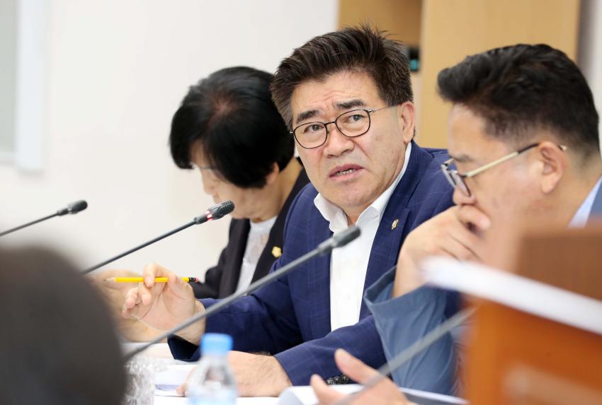 함양군의회 정기간담회 - 10
