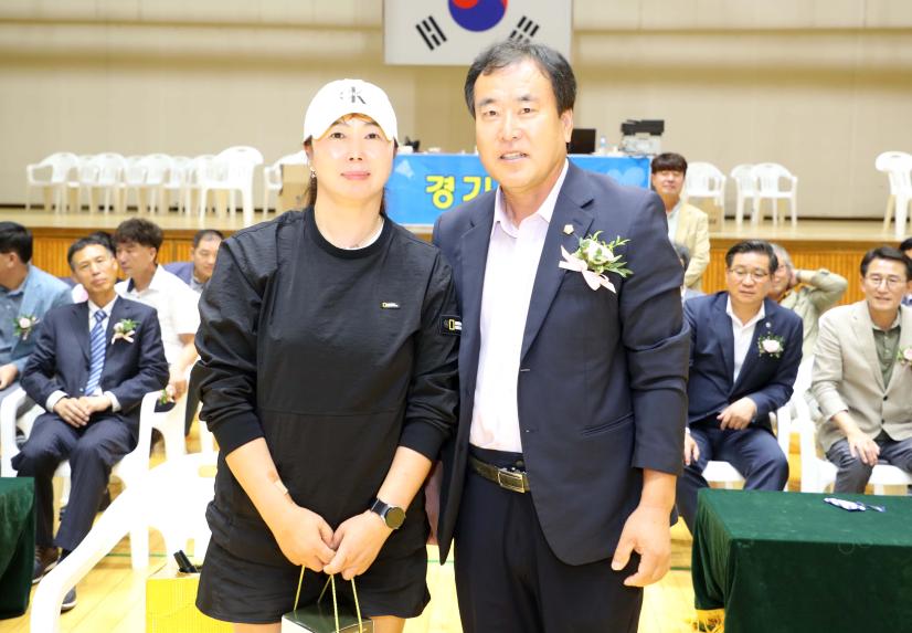 제5회 함양군수배 배드민턴대회 개회식 - 11