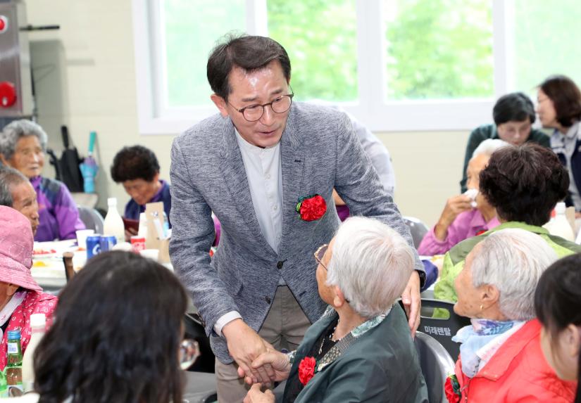 제52회 어버이날 마천면 경로행사 - 3