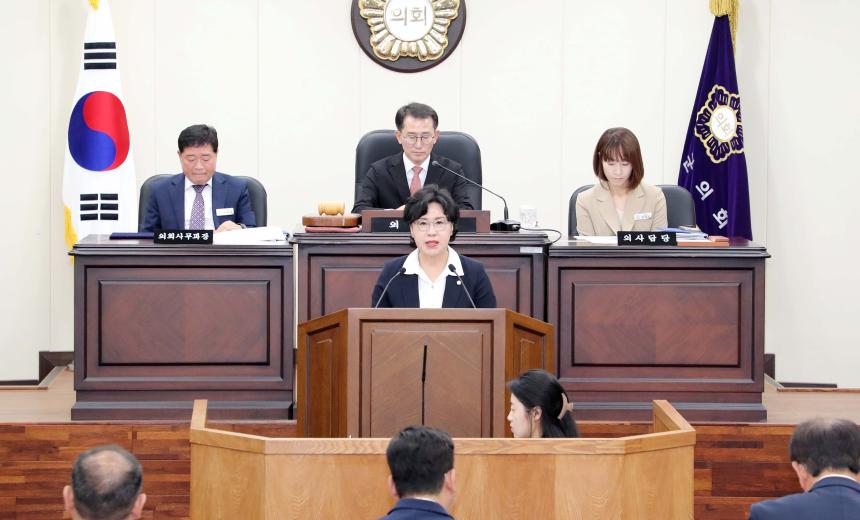 제282회 함양군의회 제1차 정례회 제1차 본회의 - 3