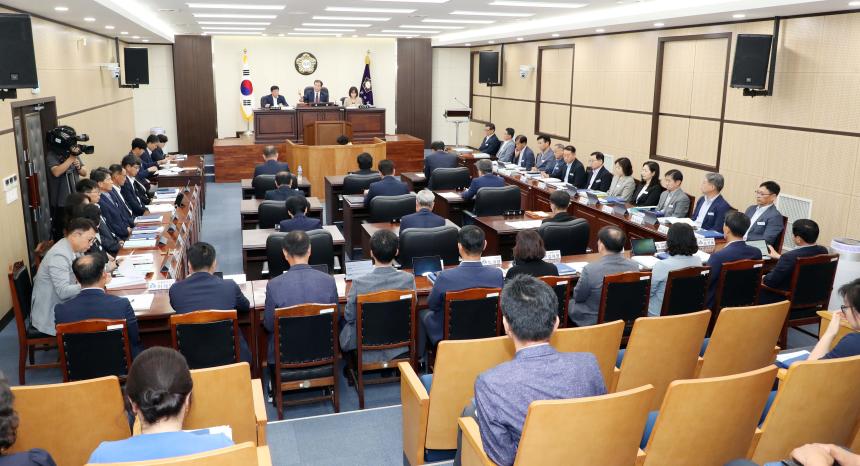 제287회 함양군의회 임시회 제1차 본회의 - 4