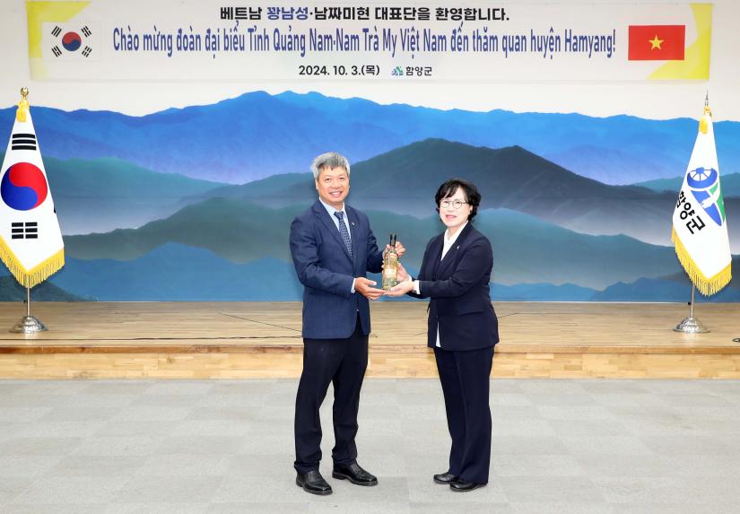 제19회 함양산삼축제 베트남 외빈 환영행사 - 7