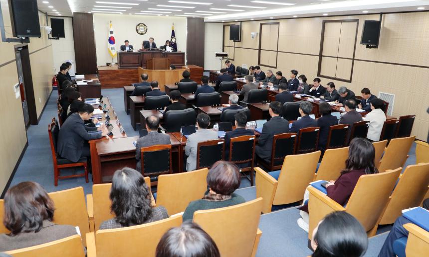 제290회 함양군의회 임시회 제2차 본회의 - 2