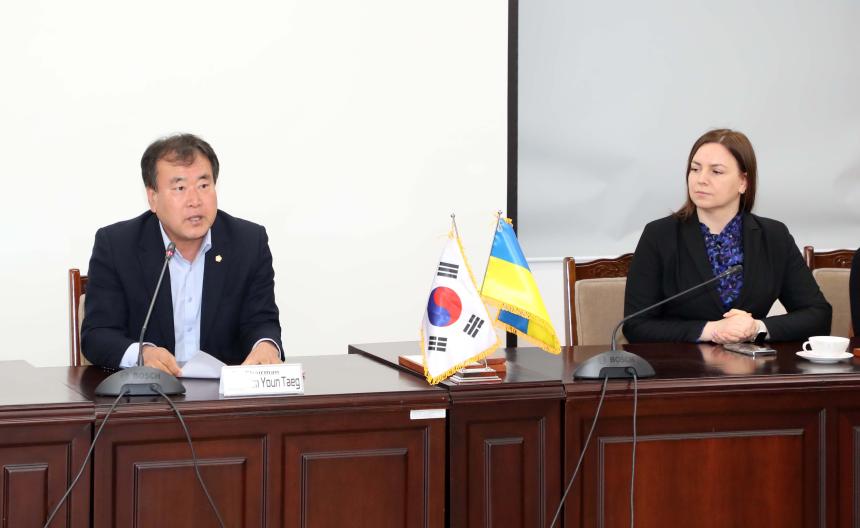 우크라이나 대표단 함양군의회 방문 - 6