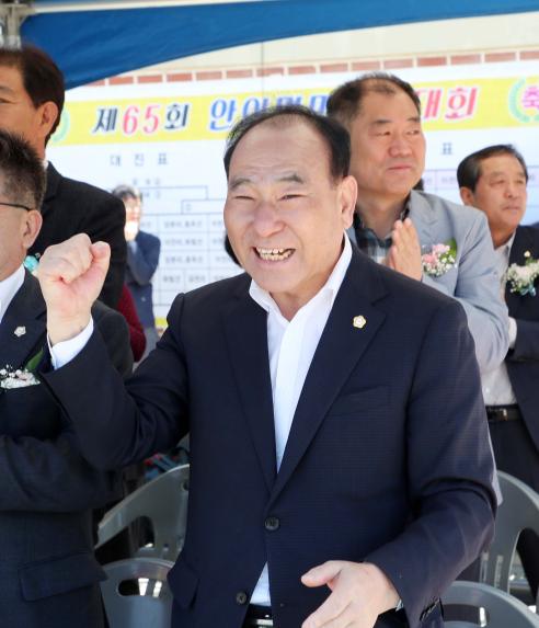 제65회 안의면민 체육대회 및 어버이날 행사 - 8