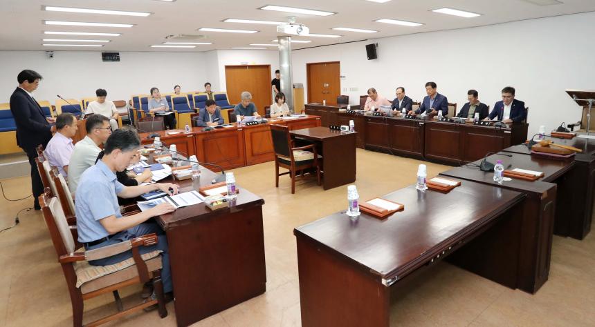 함양군 축사악취방지대책 연구용역 착수 보고회 - 4