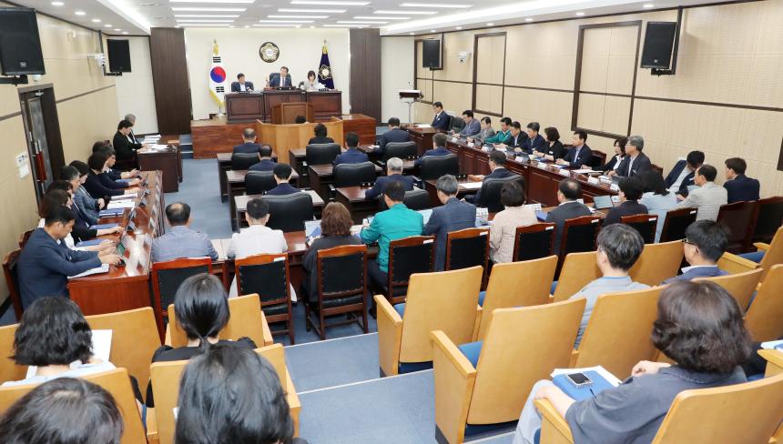 제293회 함양군의회 임시회 제2차 본회의 - 3