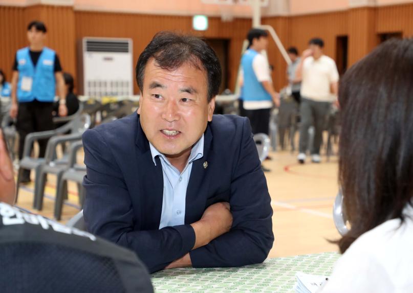 안의면 농촌왕진버스 사업 - 2