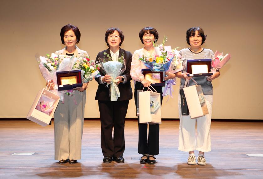 제25회 대한민국여성구상 미술대전 시상식