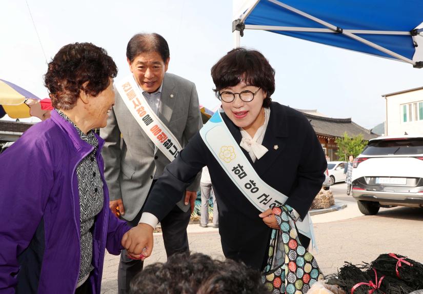 추석맞이 민생행보 안의전통시장 방문 - 2