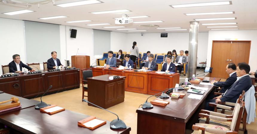 함양군의회 의원연구단체 악취방지대책 연구용역 중간보고회 - 4