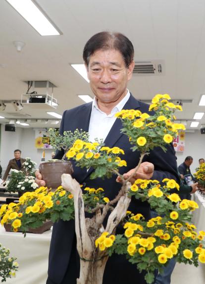 제6회 국화분재 재배기술교육 수료식 및 전시회 - 5