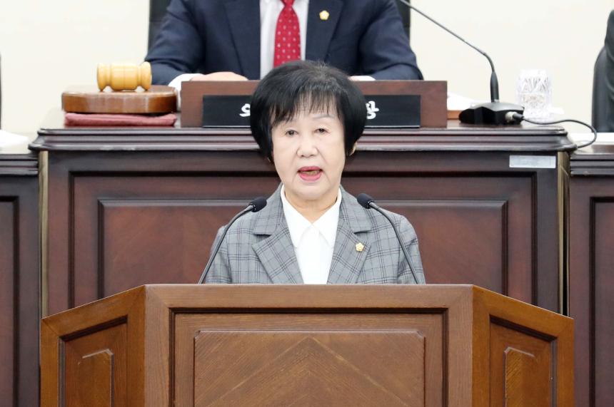 제297회 함양군의회 임시회 제2차 본회의 - 3