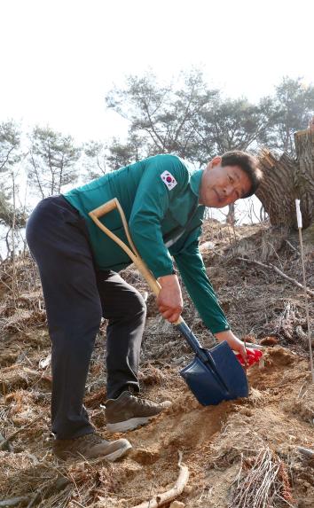 제81회 식목일 나무심기 행사 - 5