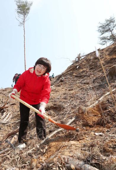 제81회 식목일 나무심기 행사 - 9