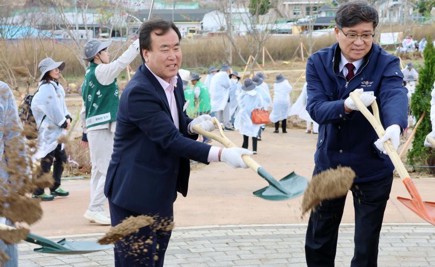 제47회 재일.재경.재부도민회 향토기념 식수행사 - 2