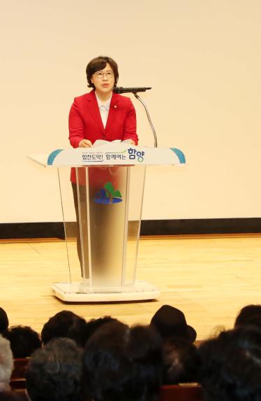 어르신을 위한 무성영화 변사공연 - 3