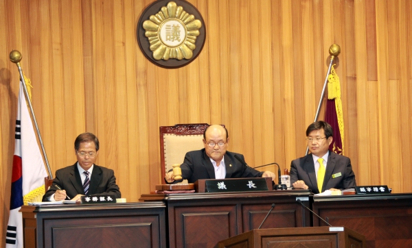 제203회 임시회 폐회