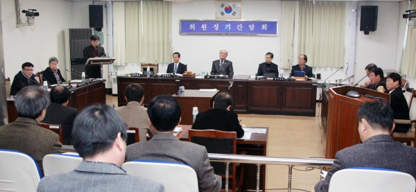 의회간담회(2013. 12. 23(월)) 보도자료