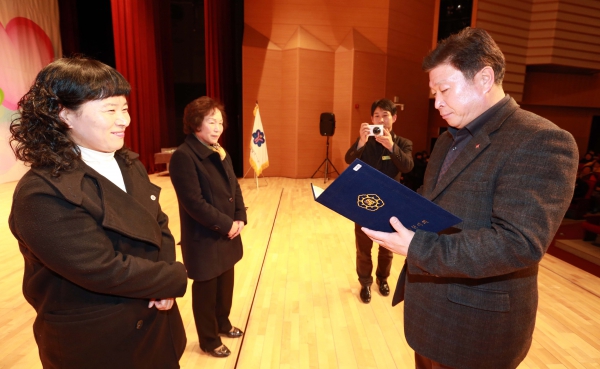 제9회 사랑의 돼지 저금통 성금모금행사 (2015.12.16.) - 2