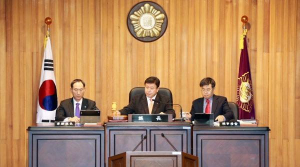 제221회 제2차 정례회 폐회