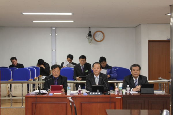 의원 정기간담회(2011. 11. 22) - 4