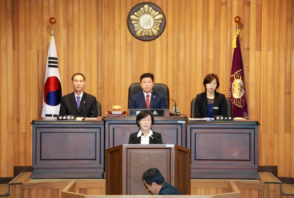 제219회 함양군의회 임시회 폐회