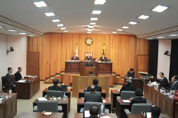 제198회 제2차 정례회 제3차 본회의(군정질문) - 3