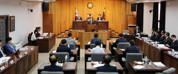 제211회 임시회 개회